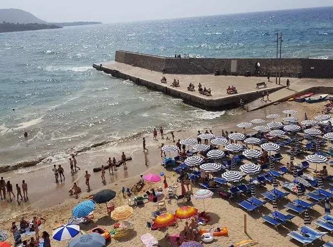 شقة Fiamma تْشيفالو